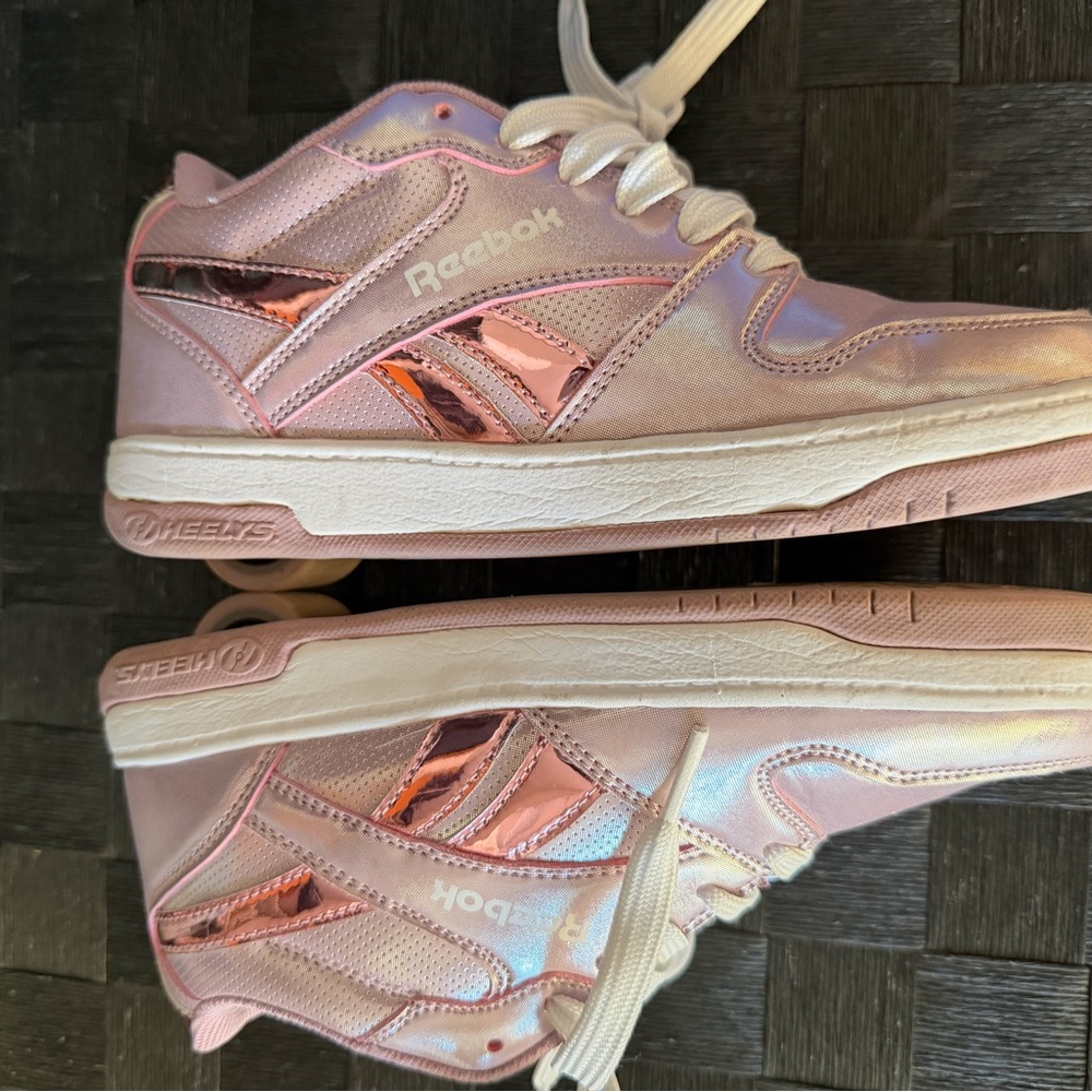 Reebok Heelys Kids Pink wheeled skate Sneakers